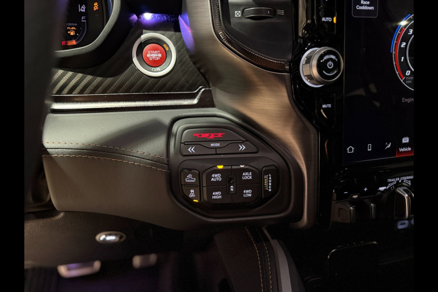 Dodge Ram 1500 6.2 V8 4x4 Crew Cab TRX|H&K|pano|trekhaak|HUD|
