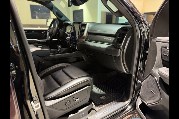 Dodge Ram 1500 6.2 V8 4x4 Crew Cab TRX|H&K|pano|trekhaak|HUD|