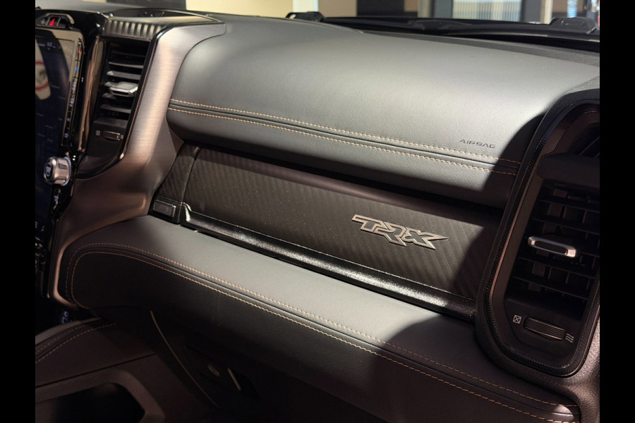 Dodge Ram 1500 6.2 V8 4x4 Crew Cab TRX|H&K|pano|trekhaak|HUD|