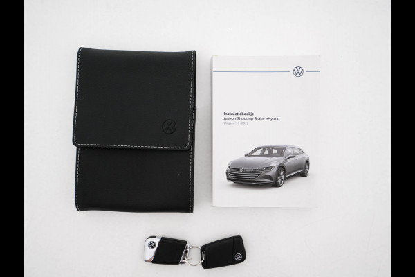 Volkswagen Arteon Shooting Brake 1.4 TSI eHybrid R-Line Business (Plug-in) {SoH-90%} (INCL-BTW) *PANO | LEATHER-ARTVELOURS | FULL-LED | CAMERA | ADAPTIVE-CRUISE | HEATED-SPORTSEATS | KEYLESS | NAVI-FULLMAP | PRIVACYGLASS | SHIFTPADDLES | DIGI-COCKPIT | TOWBAR | 18''ALU*