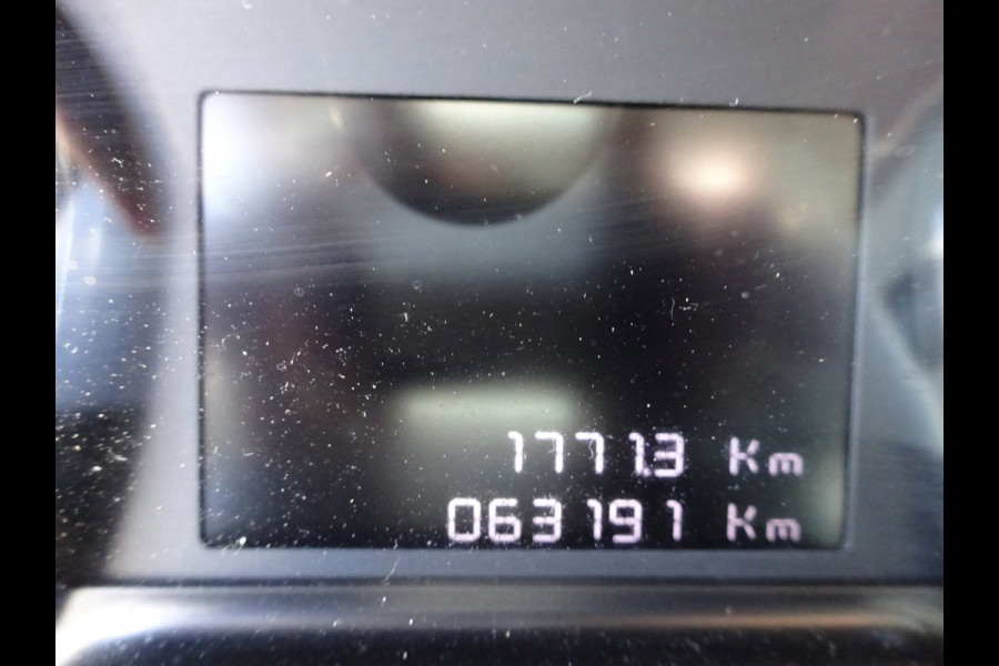 Toyota ProAce Worker 2.0 D-4D Navigator Long L3 AIRCO NAVIGATIE 3 ZITSPLAATSEN