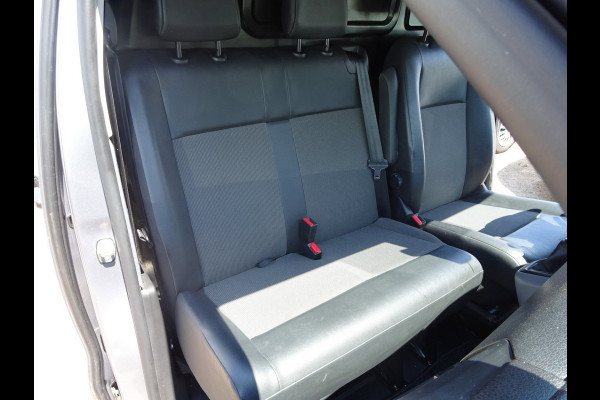 Toyota ProAce Worker 2.0 D-4D Navigator Long L3 AIRCO NAVIGATIE 3 ZITSPLAATSEN