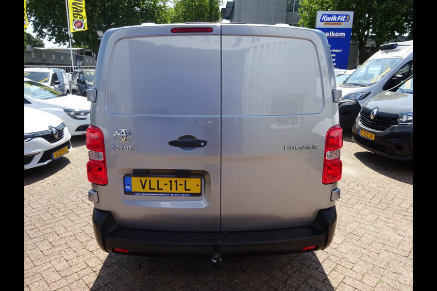Toyota ProAce Worker 2.0 D-4D Navigator Long L3 AIRCO NAVIGATIE 3 ZITSPLAATSEN