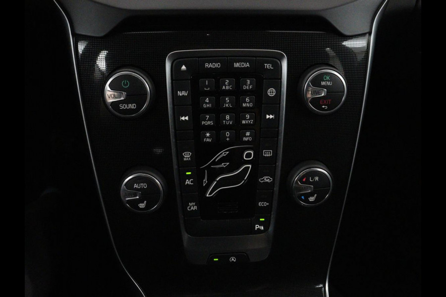 Volvo V40 Cross Country 1.5 T3 Edition+ | Trekhaak | Navigatie | Stoelverwarming | Climate control | Bluetooth | Cruise control | Parkeerhulp