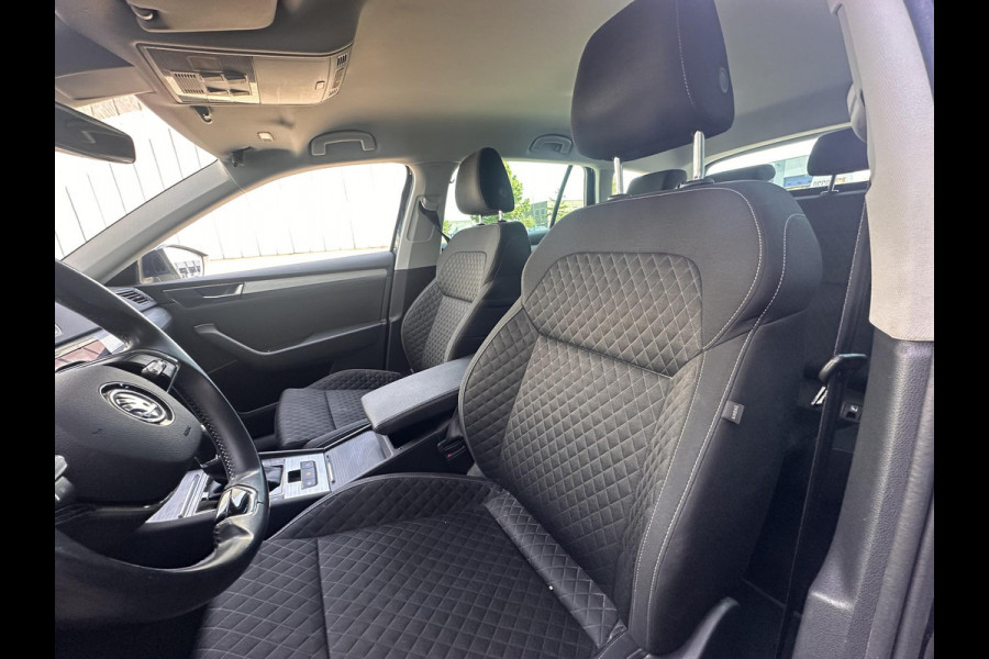 Škoda Superb Combi 1.4 TSI iV PHEV Business Edition Plus | SOH: 93,3% | Trekhaak | Adaptive CC | LED | Bliss | Camera | Memory Seat |