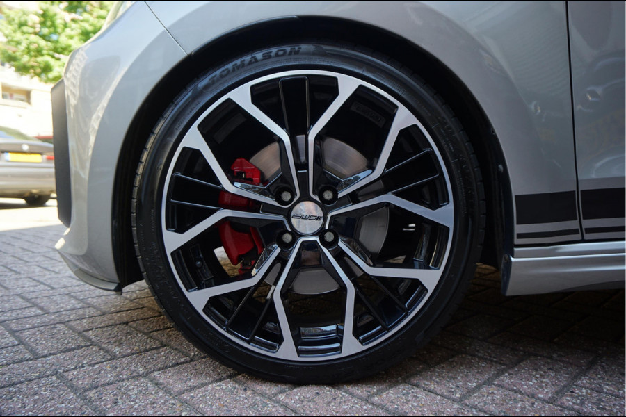 Volkswagen up! 1.0 TSI GTI | Pano-dak | ca € 3.000,- upgrades | Sfeerverlichting | High Performance Audio |