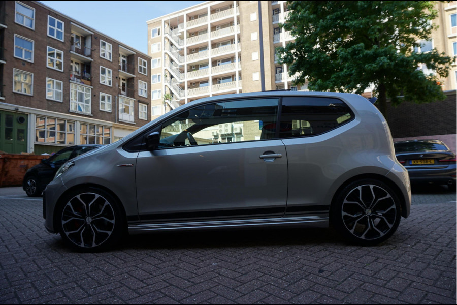Volkswagen up! 1.0 TSI GTI | Pano-dak | ca € 3.000,- upgrades | Sfeerverlichting | High Performance Audio |