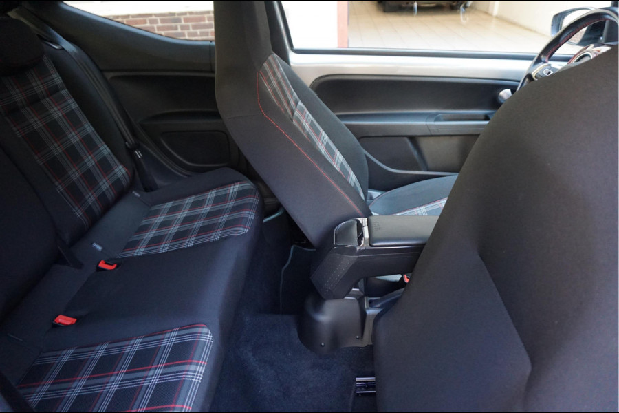 Volkswagen up! 1.0 TSI GTI | Pano-dak | ca € 3.000,- upgrades | Sfeerverlichting | High Performance Audio |