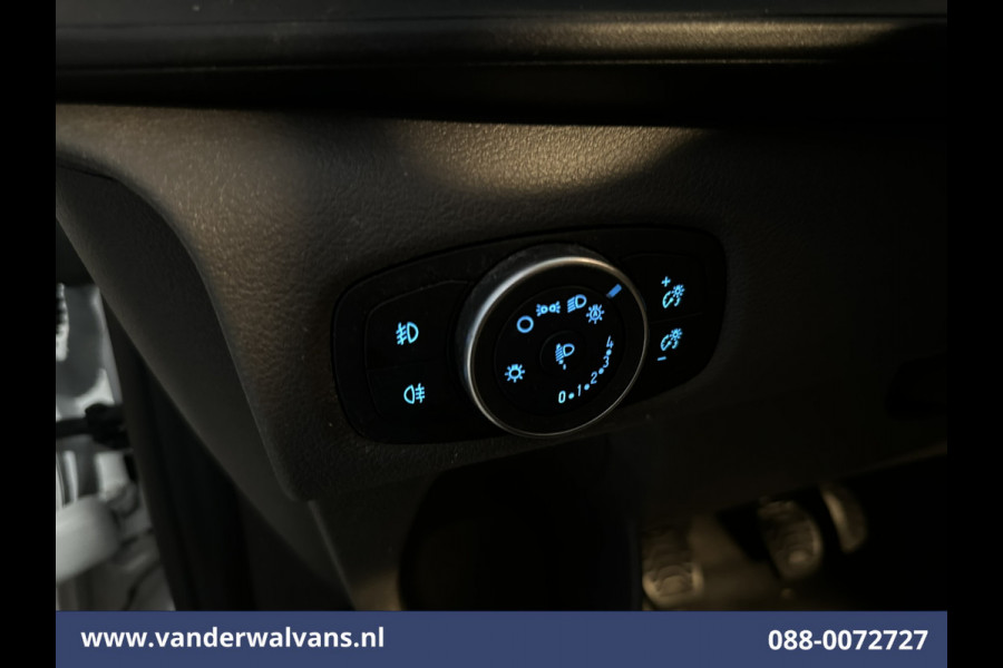 Ford Transit Custom 2.0 TDCI L2H1 Euro6 Airco | Camera | Navigatie | Apple Carplay | Cruisecontrol | LED Android Auto, Stoelverwarming, Verwarmde voorruit, Parkeersensoren, Bijrijdersbank, 2800kg trekvermogen