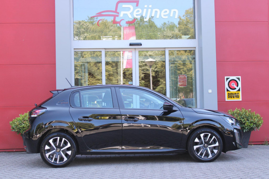 Peugeot 208 1.2 100PK STYLE | APPLE CARPLAY/ANDROID AUTO | CRUISE CONTROL | AIRCO | PARKEERSENSOREN ACHTER | DAB+ RADIO | LICHT SENSOR | LAGE KM STAND! |