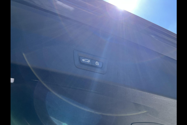 BMW iX3 High Executive 80 kWh | SOH 97,4% | Leder | Pano | Trekhaak | Harman Kardon | 360 Camera | Stoelverwarming | Adaptive Cruise