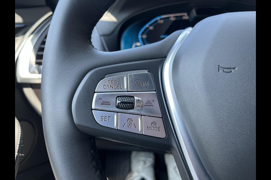 BMW iX3 High Executive 80 kWh | SOH 97,4% | Leder | Pano | Trekhaak | Harman Kardon | 360 Camera | Stoelverwarming | Adaptive Cruise