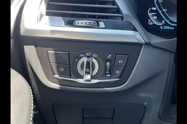 BMW iX3 High Executive 80 kWh | SOH 97,4% | Leder | Pano | Trekhaak | Harman Kardon | 360 Camera | Stoelverwarming | Adaptive Cruise