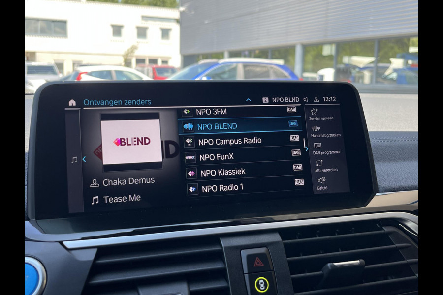 BMW iX3 High Executive 80 kWh | SOH 97,4% | Leder | Pano | Trekhaak | Harman Kardon | 360 Camera | Stoelverwarming | Adaptive Cruise