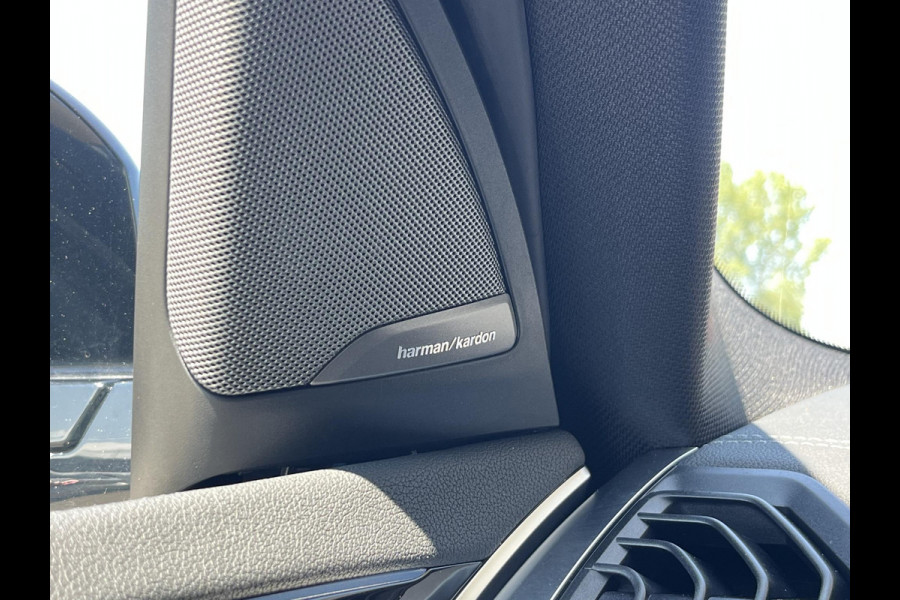 BMW iX3 High Executive 80 kWh | SOH 97,4% | Leder | Pano | Trekhaak | Harman Kardon | 360 Camera | Stoelverwarming | Adaptive Cruise