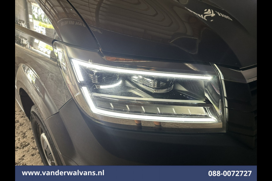 Volkswagen Crafter 2.0 TDI 141pk L3H2 L2H1 Euro6 Airco | Camera | Navigatie | LED | 3000kg Trekhaak | Cruisecontrol Android Auto, Leder, Verwarmde voorruit, Parkeersensoren, Bijrijdersbank