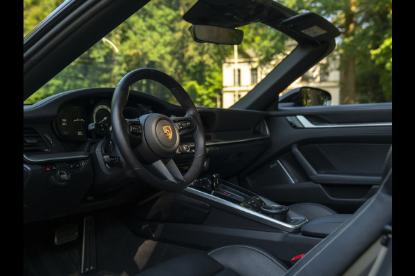 Porsche 911 Cabrio 3.0 Carrera 4S | Keramisch | Akrapovic | Burmester | Lift | Stoelventilatie | Origineel NL