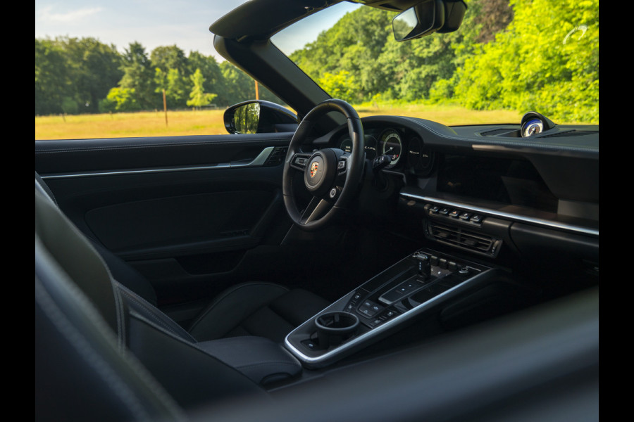 Porsche 911 Cabrio 3.0 Carrera 4S | Keramisch | Akrapovic | Burmester | Lift | Stoelventilatie | Origineel NL