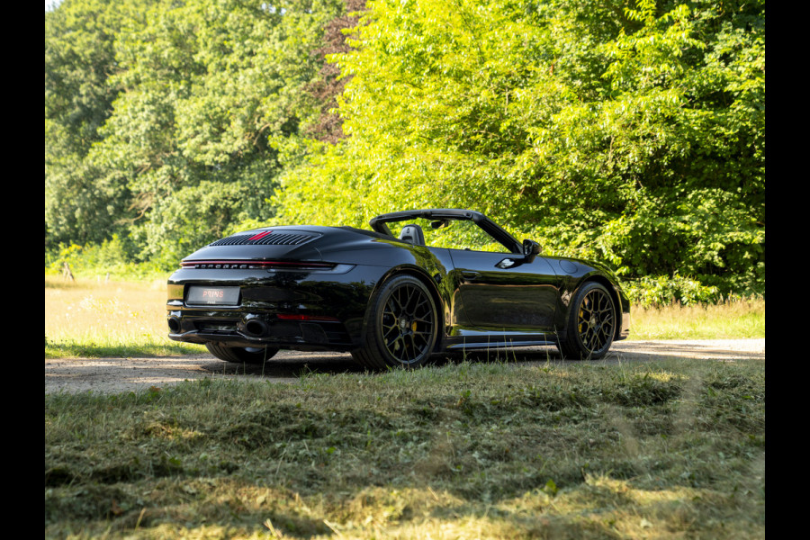 Porsche 911 Cabrio 3.0 Carrera 4S | Keramisch | Akrapovic | Burmester | Lift | Stoelventilatie | Origineel NL