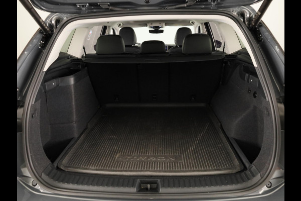 Volkswagen Tayron 1.5 eHybrid Life Edition 204 pk Automaat (DSG) | Verlengde garantie | Navigatie | Panoramadak | Parkeersensoren (Park assist) | Rondomzicht camera |