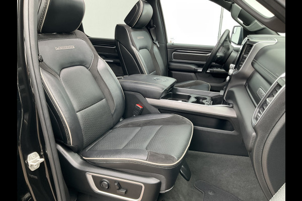 Dodge Ram 1500 5.7 V8 4x4 Crew Cab Limited Laramie Trekhaak Pano Harman/Kardon Leer Treeplanken BOMVOL!