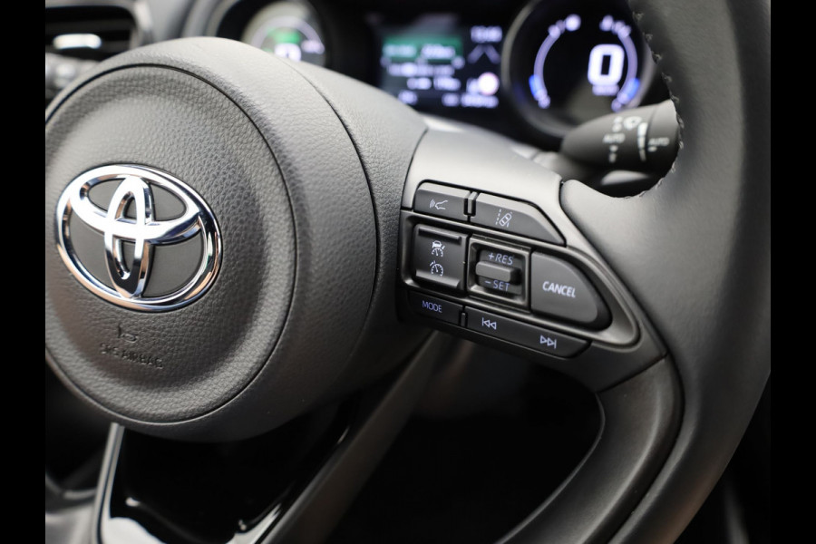 Toyota Yaris 1.5 Hybrid Executive | JBL | Keyless | Head Up | Stoelverw. | Navi | Prijs Rijklaar!!
