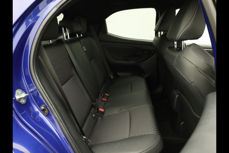 Toyota Yaris 1.5 Hybrid Executive | JBL | Keyless | Head Up | Stoelverw. | Navi | Prijs Rijklaar!!