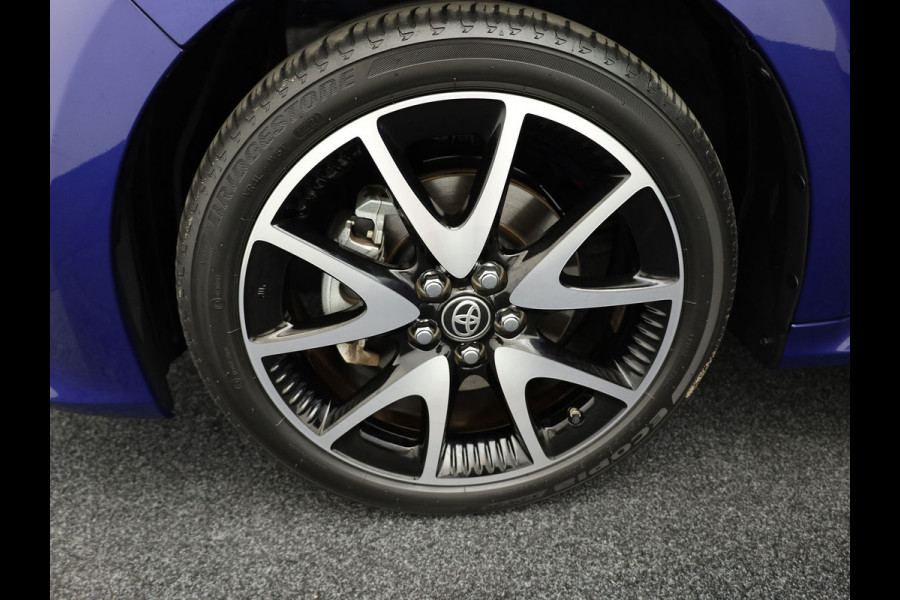 Toyota Yaris 1.5 Hybrid Executive | JBL | Keyless | Head Up | Stoelverw. | Navi | Prijs Rijklaar!!