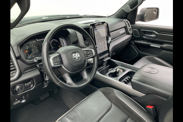 Dodge Ram 1500 5.7 V8 4x4 Crew Cab Limited Laramie Trekhaak Pano Harman/Kardon Leer Treeplanken BOMVOL!