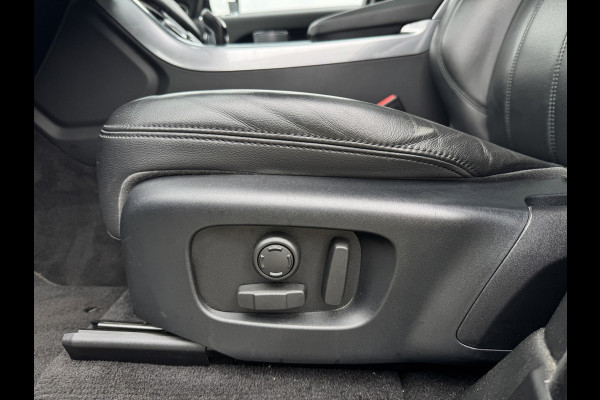 Land Rover Range Rover Sport 2.0 Si4 P300 HSE | Pano | Trekhaak | Luchtvering | Facelift | Elektrische stoelen | DRL LED