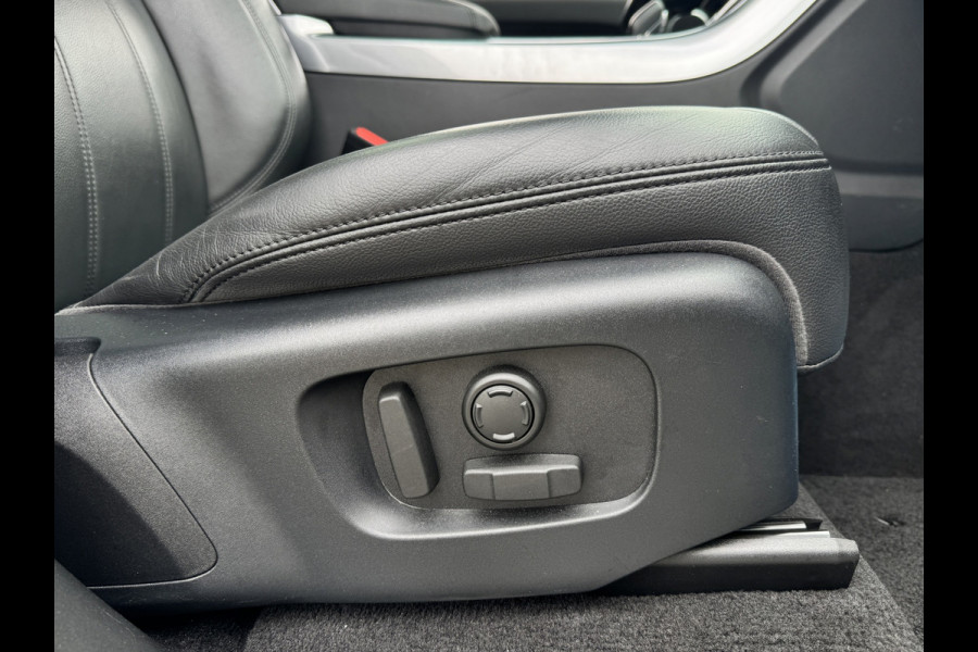 Land Rover Range Rover Sport 2.0 Si4 P300 HSE | Pano | Trekhaak | Luchtvering | Facelift | Elektrische stoelen | DRL LED
