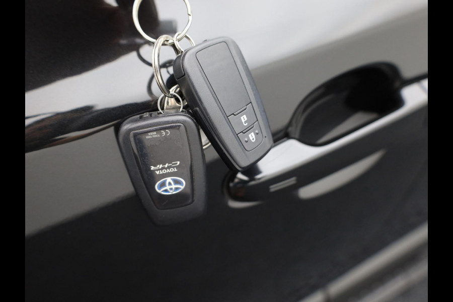 Toyota C-HR 1.8 Hybrid Dynamic | Keyless | Stoelverwarming | Camera | Prijs Rijklaar!!