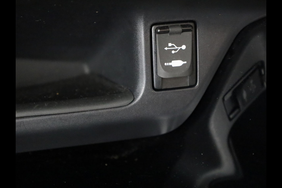 Toyota C-HR 1.8 Hybrid Dynamic | Keyless | Stoelverwarming | Camera | Prijs Rijklaar!!