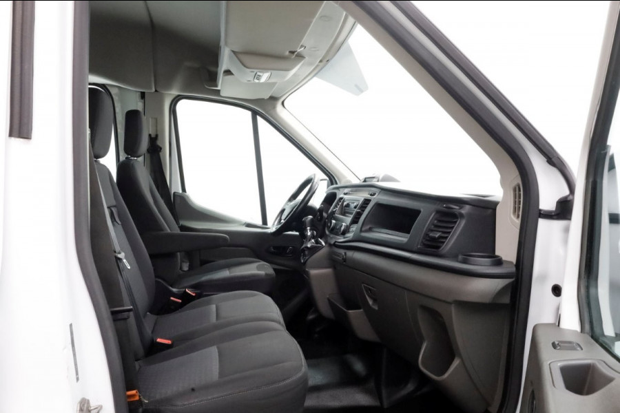 Ford Transit 2.0 TDCI 170pk RWD L3H2 Trend D.C. Airco/Cruise Control/Trekhaak 2900kg 10-2020