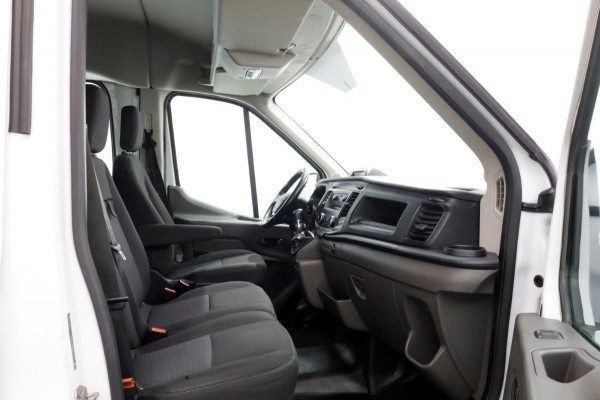 Ford Transit 2.0 TDCI 170pk RWD L3H2 Trend D.C. Airco/Cruise Control/Trekhaak 2900kg 10-2020