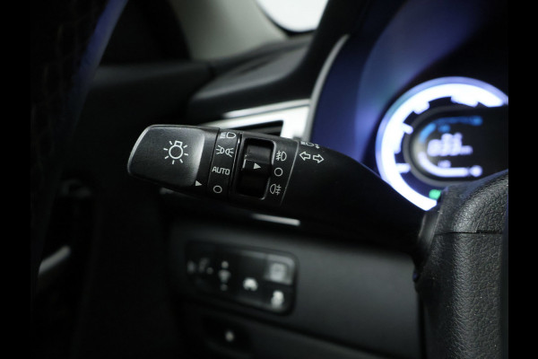 Kia Niro 1.6 GDi Hybrid DynamicLine Sport (APPLE CARPLAY,NAVI,CAMERA,CLIMATE,CRUISE,LED,SPORTSTOELEN,LM VELGEN,NETTE STAAT)
