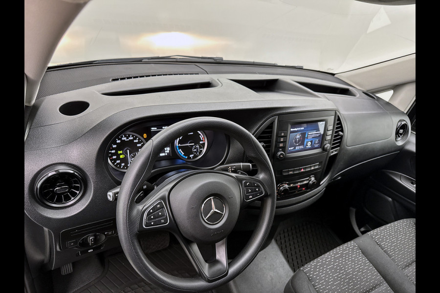 Mercedes-Benz eVito Lang 66 kWh Camera Carplay Snelladen 266km actieradius