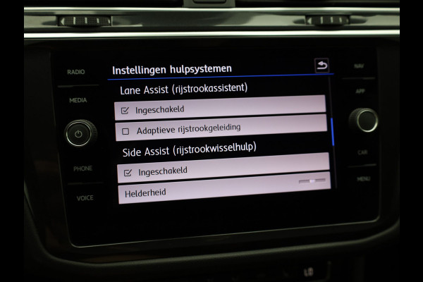 Volkswagen Tiguan 1.5 TSI ACT Highline Business R | Black Style | Head Up | Side Assist | Elk. A-klep | Prijs Rijklaar!!