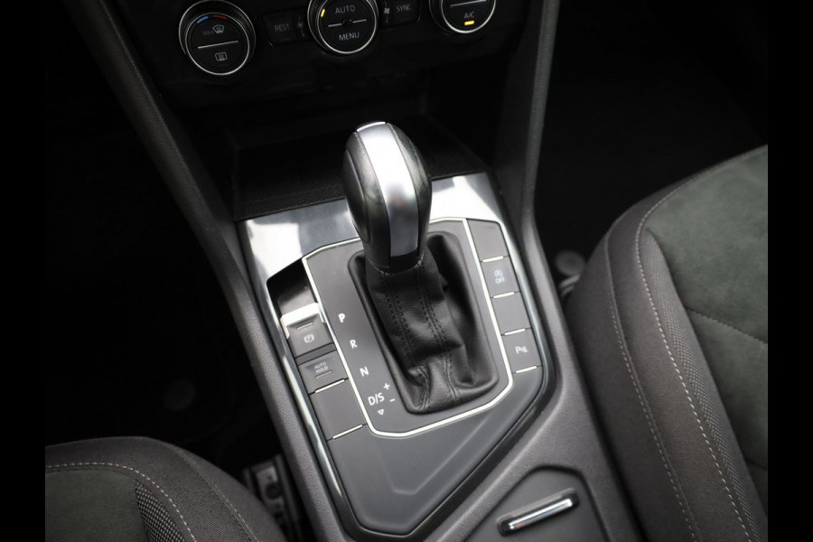 Volkswagen Tiguan 1.5 TSI ACT Highline Business R | Black Style | Head Up | Side Assist | Elk. A-klep | Prijs Rijklaar!!