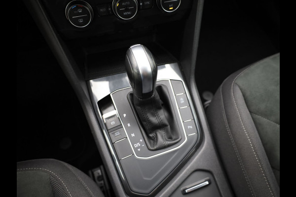 Volkswagen Tiguan 1.5 TSI ACT Highline Business R | Black Style | Head Up | Side Assist | Elk. A-klep | Prijs Rijklaar!!