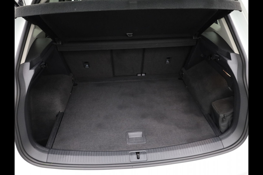 Volkswagen Tiguan 1.5 TSI ACT Highline Business R | Black Style | Head Up | Side Assist | Elk. A-klep | Prijs Rijklaar!!