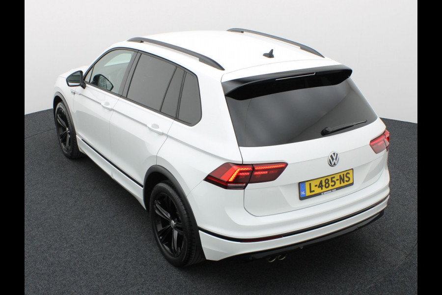 Volkswagen Tiguan 1.5 TSI ACT Highline Business R | Black Style | Head Up | Side Assist | Elk. A-klep | Prijs Rijklaar!!