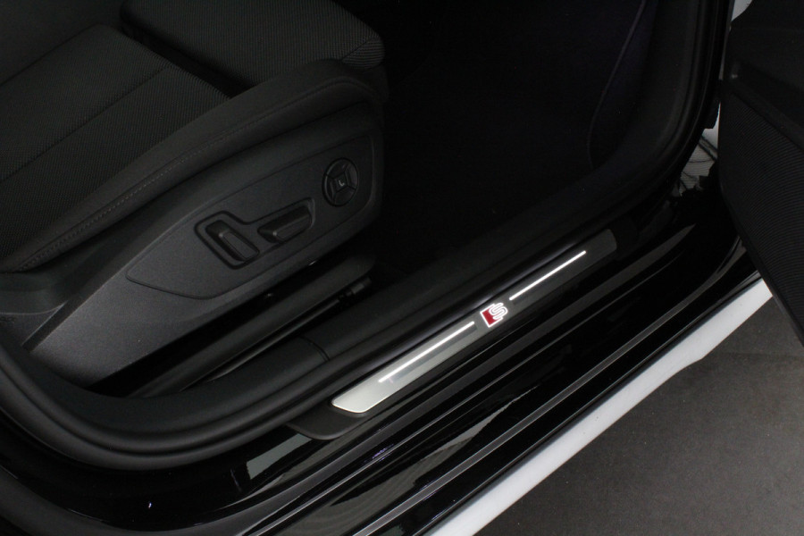 Audi A3 Sportback 40 TFSI e S line edition > Sfeerverlichting/18inch/Trekhaak/Plug in hybrid/Mythos Black