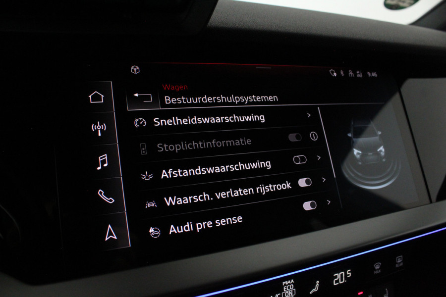 Audi A3 Sportback 40 TFSI e S line edition > Sfeerverlichting/18inch/Trekhaak/Plug in hybrid/Mythos Black