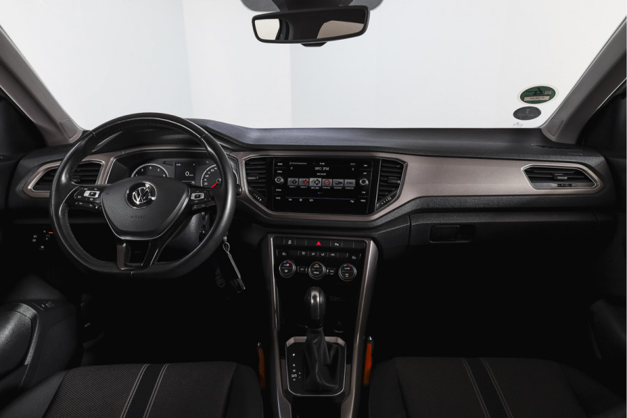 Volkswagen T-Roc 1.5 TSI Style Business 150 PK | Adapt.Cruise | PDC | Camera | NAV+App.Connect | Auto.Airco | Elek. Klep | LM 18" | Org. NL