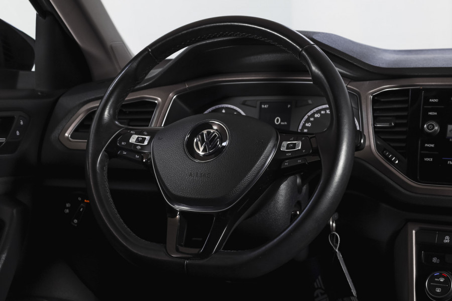 Volkswagen T-Roc 1.5 TSI Style Business 150 PK | Adapt.Cruise | PDC | Camera | NAV+App.Connect | Auto.Airco | Elek. Klep | LM 18" | Org. NL