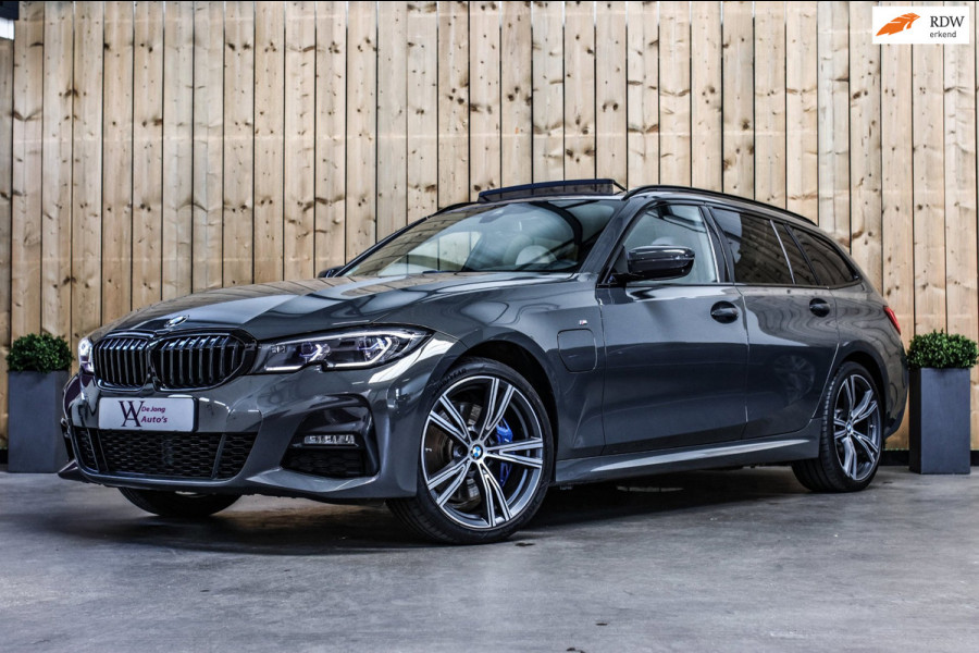 BMW 3 Serie Touring 330e M-Sport *Pano*H/K*360 Camera*Elek. Stoelen*Head-Up*