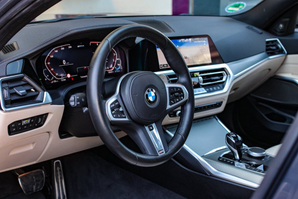 BMW 3 Serie Touring 330e M-Sport *Pano*H/K*360 Camera*Elek. Stoelen*Head-Up*