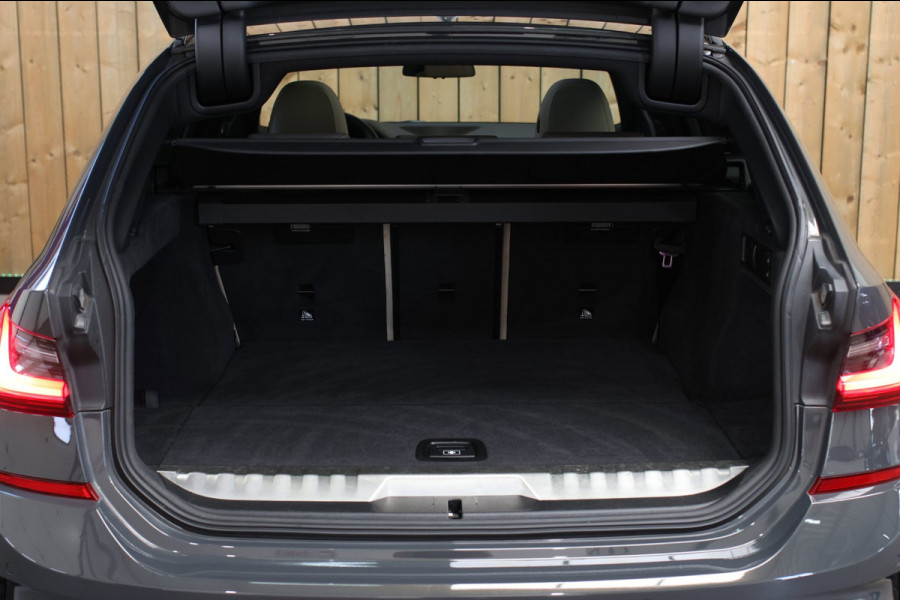 BMW 3 Serie Touring 330e M-Sport *Pano*H/K*360 Camera*Elek. Stoelen*Head-Up*