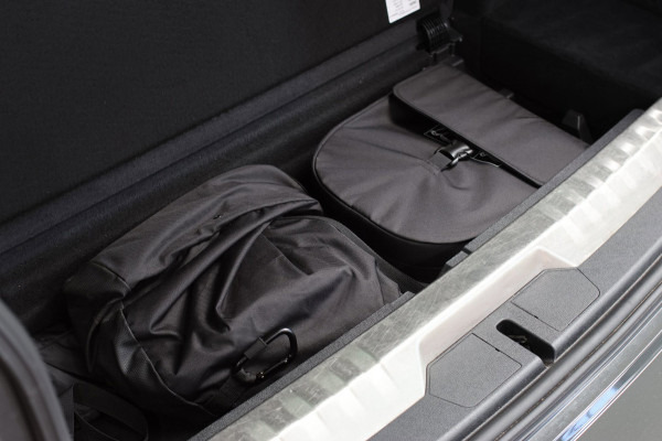 BMW 3 Serie Touring 330e M-Sport *Pano*H/K*360 Camera*Elek. Stoelen*Head-Up*